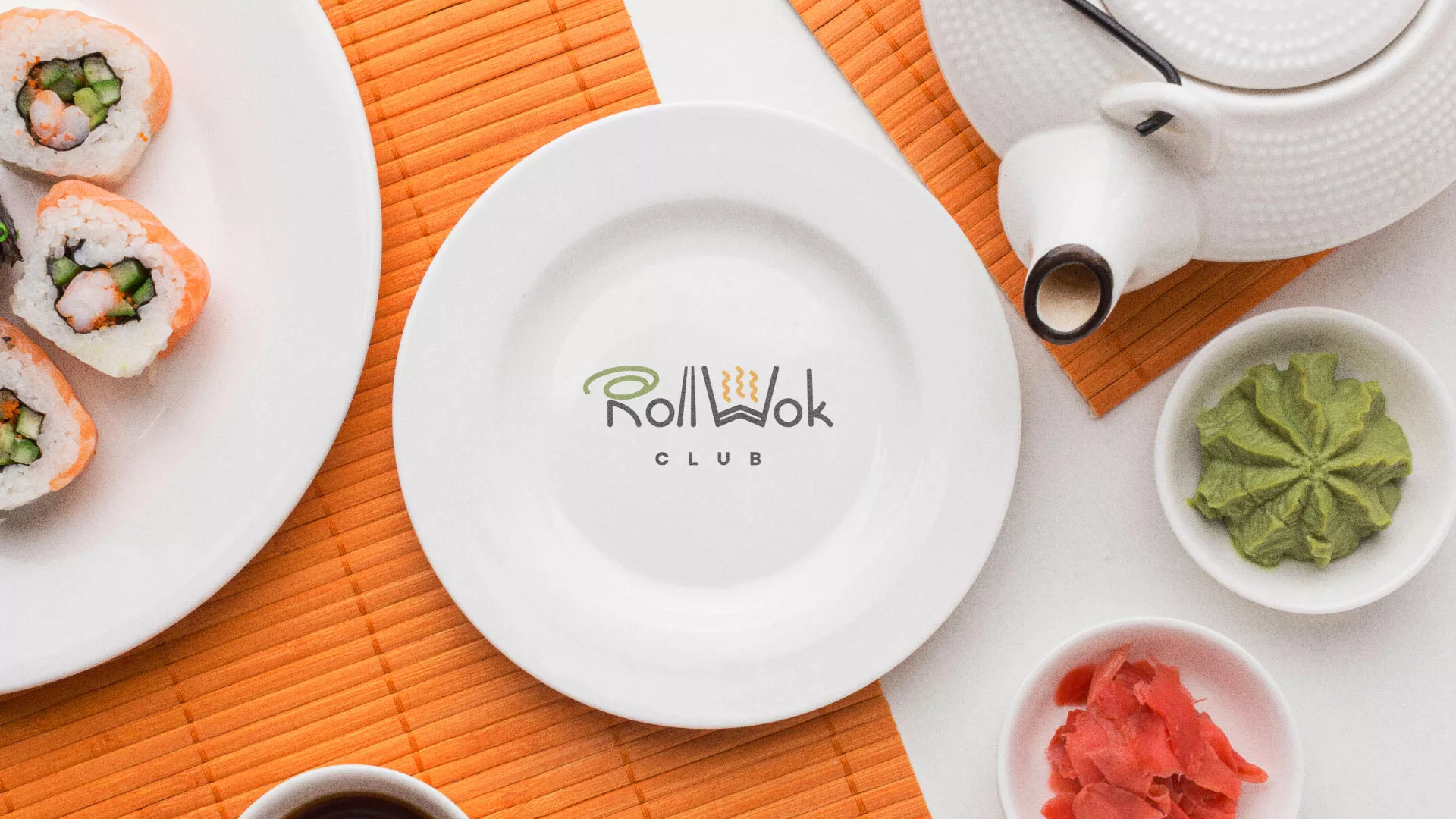 Разработка логотипа и фирменного стиля в Новомичуринске для суши-бара «Roll Wok Club»